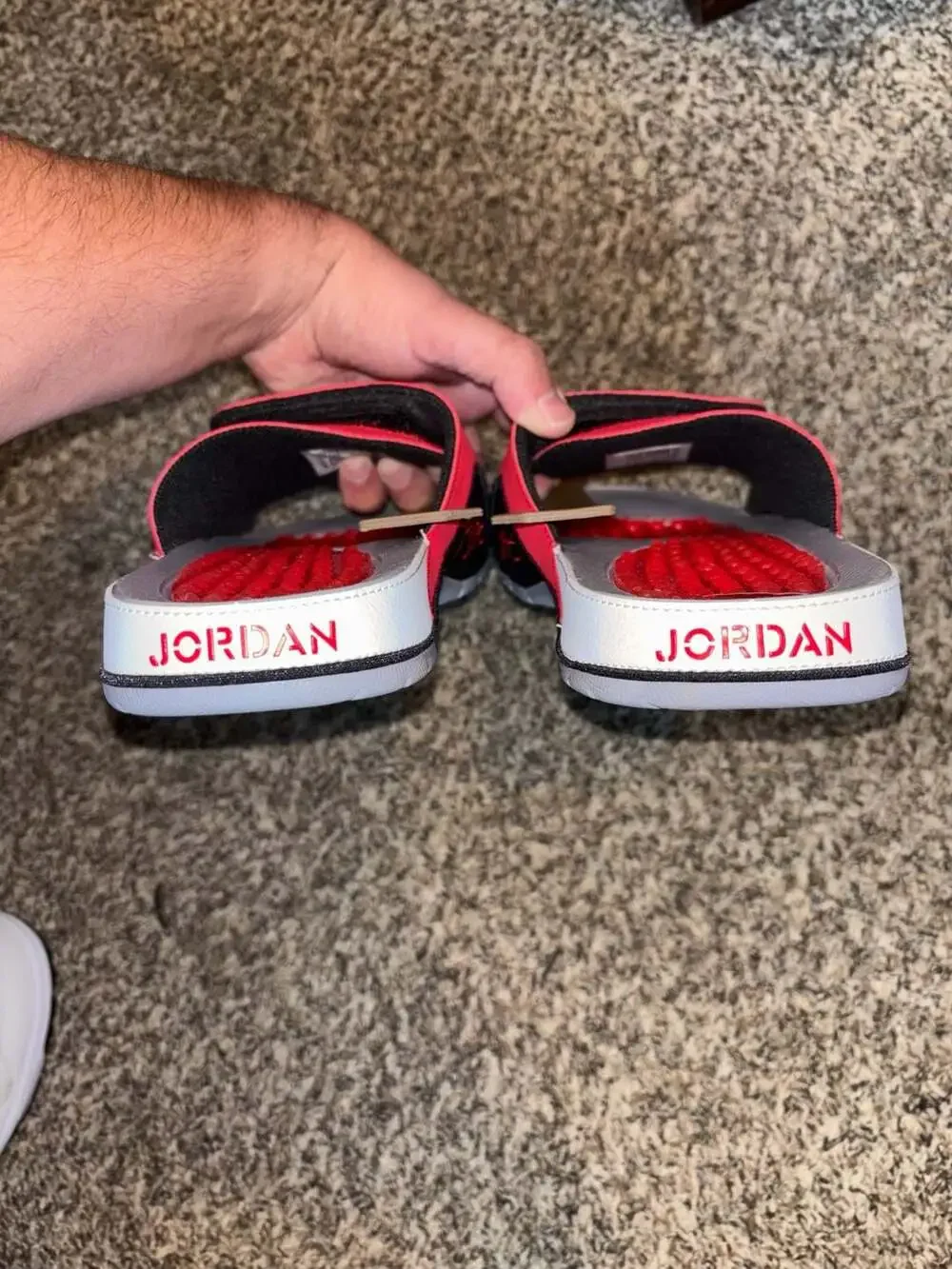 Jordan Hydro 4 Retro ‘Toro Bravo’ Men's Slides. 9 . NWT (Style: 532225-600)